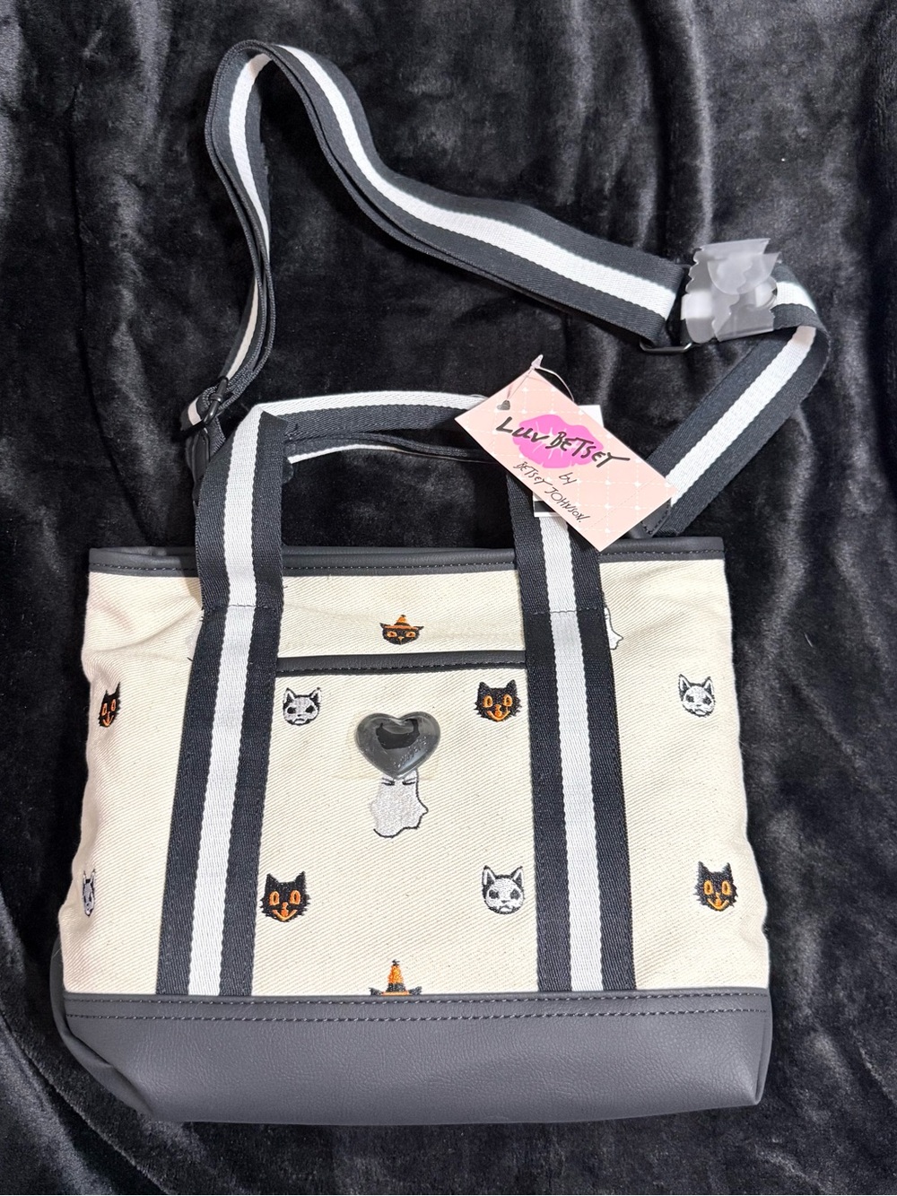 Luv Betsey Heart Accent Cat Print Canvas Tote - Cream & Gray
